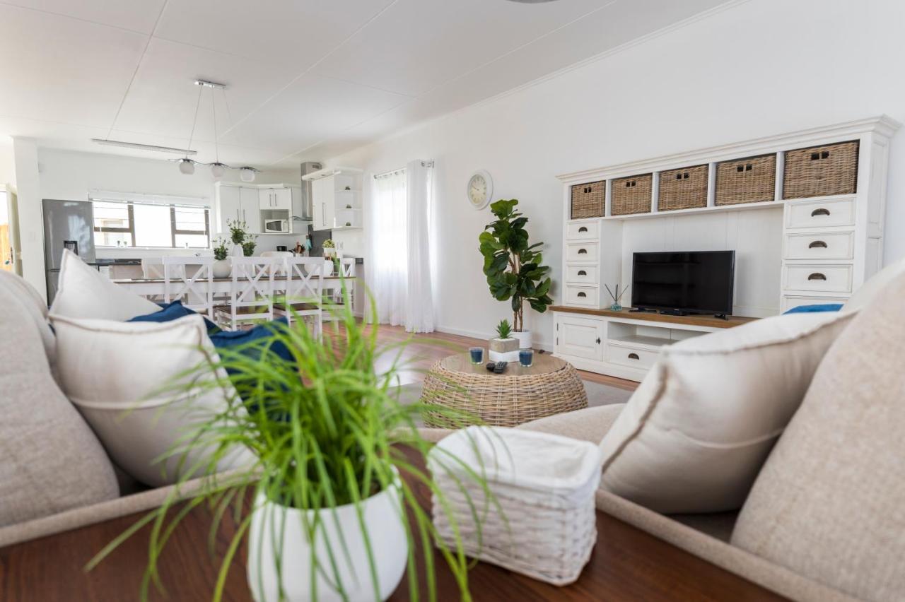 Nordstrand Self-Catering Flat ซวาคอปมุนด์ ภายนอก รูปภาพ