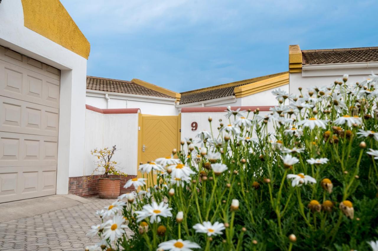 Nordstrand Self-Catering Flat ซวาคอปมุนด์ ภายนอก รูปภาพ