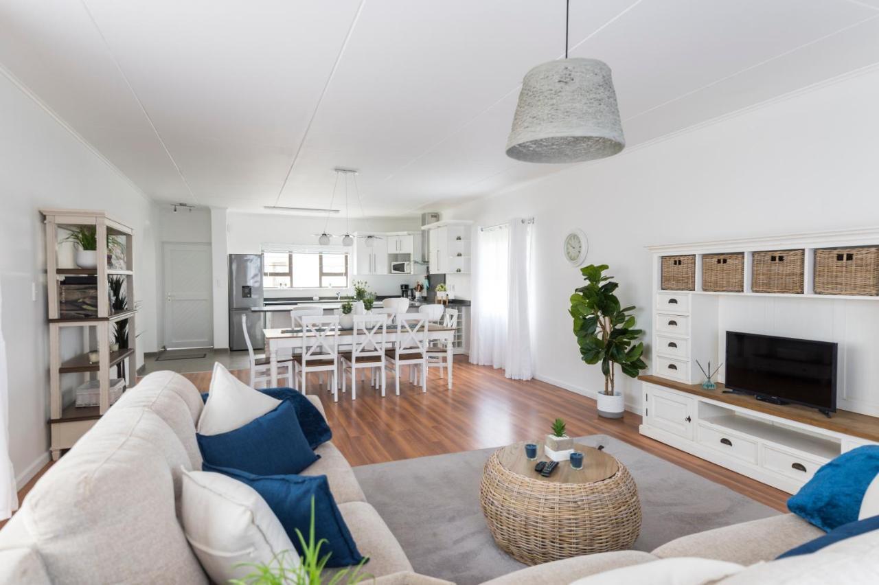 Nordstrand Self-Catering Flat ซวาคอปมุนด์ ภายนอก รูปภาพ